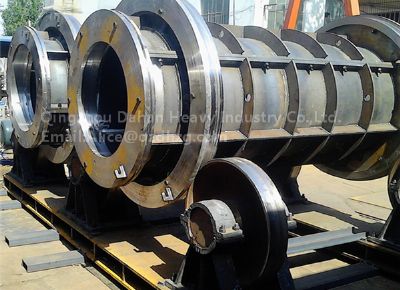 點擊查看詳細信息<br>標題：Centrifugal Concrete Pipe Making Machine 閱讀次數(shù)：1631